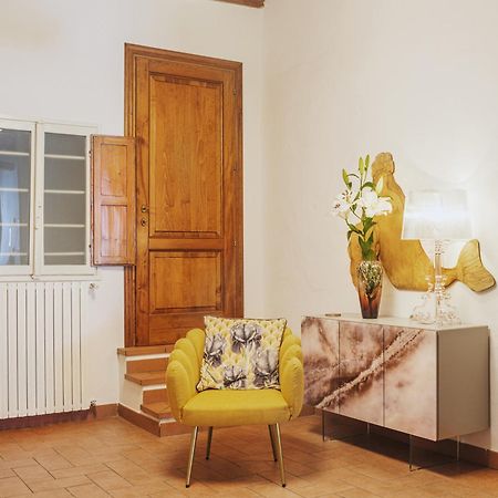 Michael'S Home - Cozy Apartment In The Heart Of Lucca Esterno foto